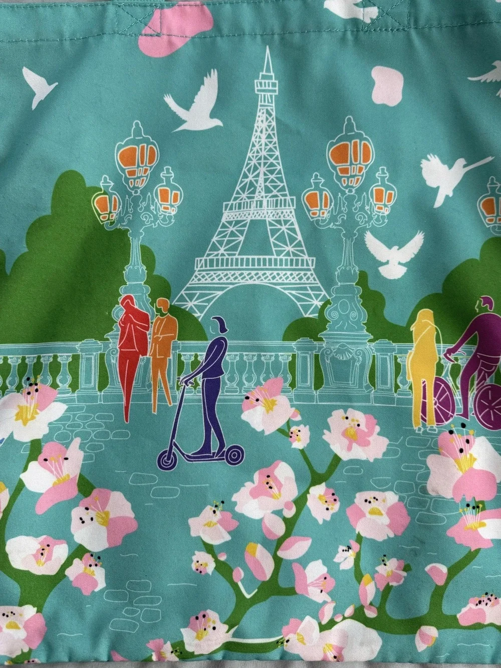 The Paris Street Art tote bag